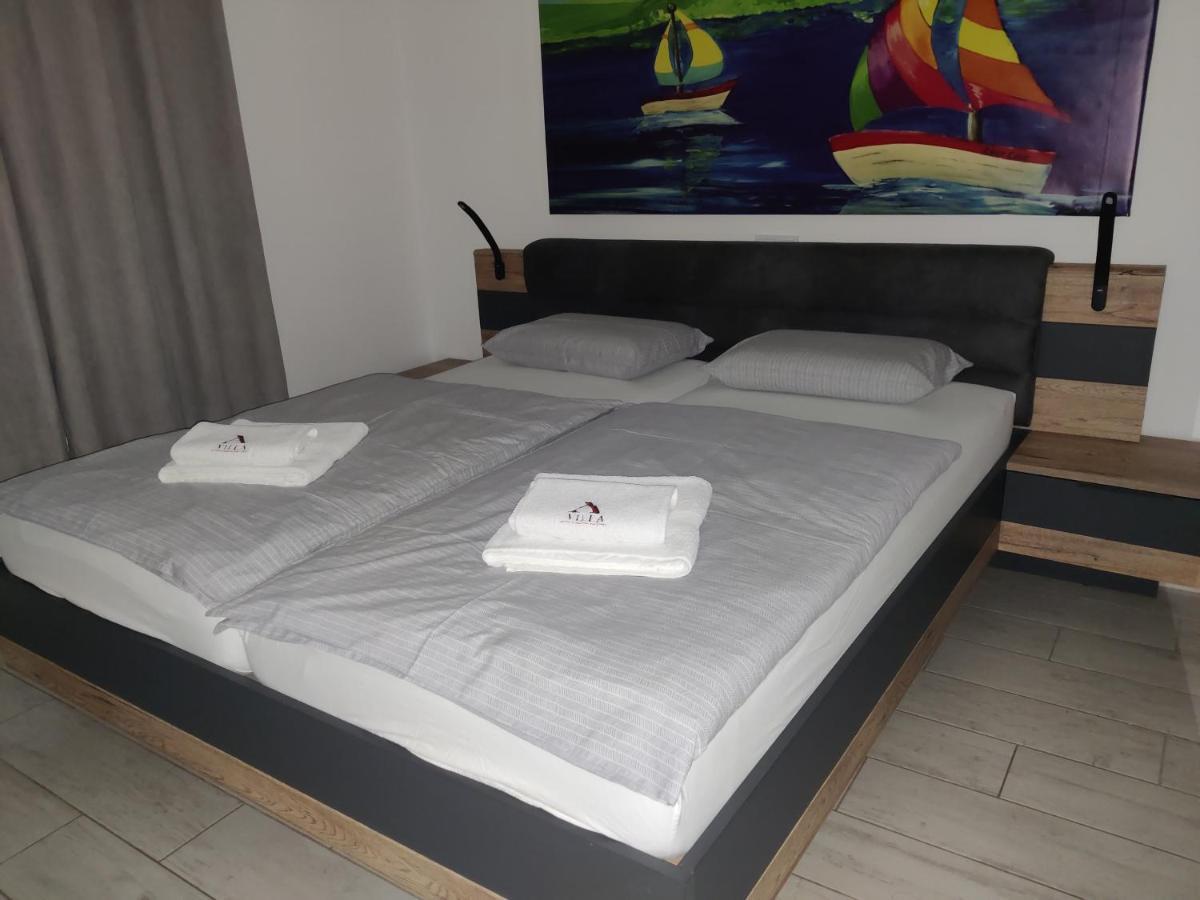 Apartments Villa A - Heating Pool Trogir Eksteriør billede