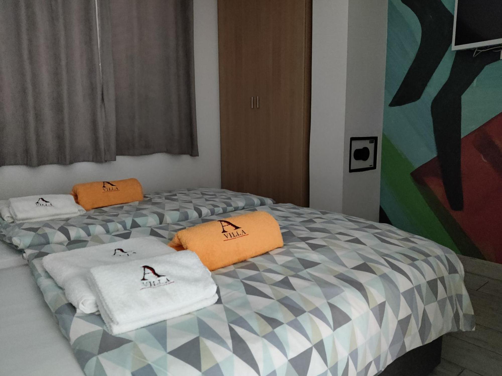 Apartments Villa A - Heating Pool Trogir Eksteriør billede